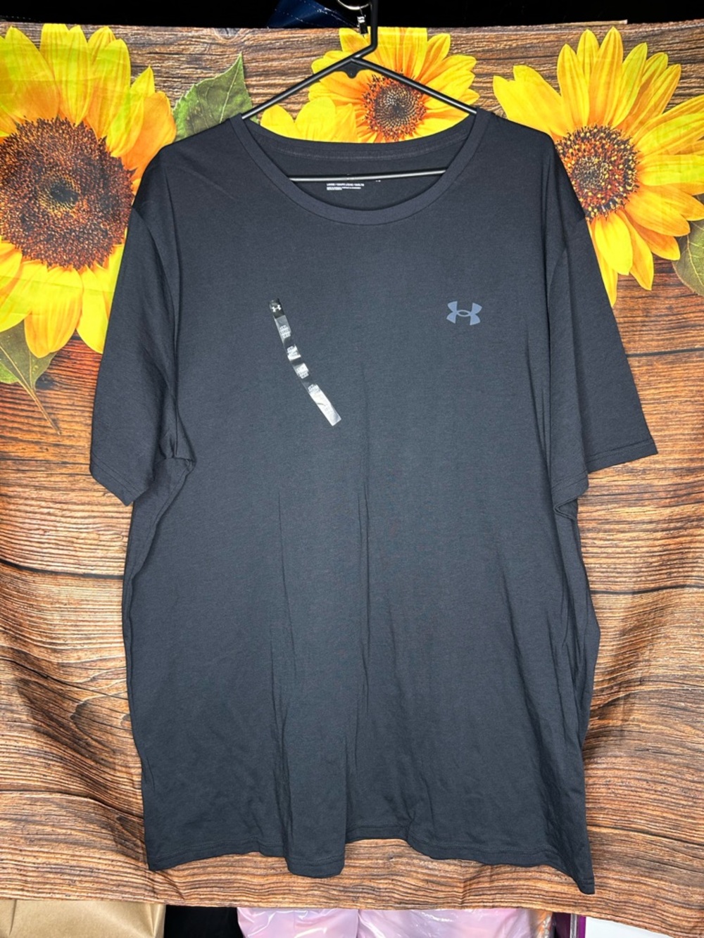 Under Armour Black Short-Sleeve Athletic Tee